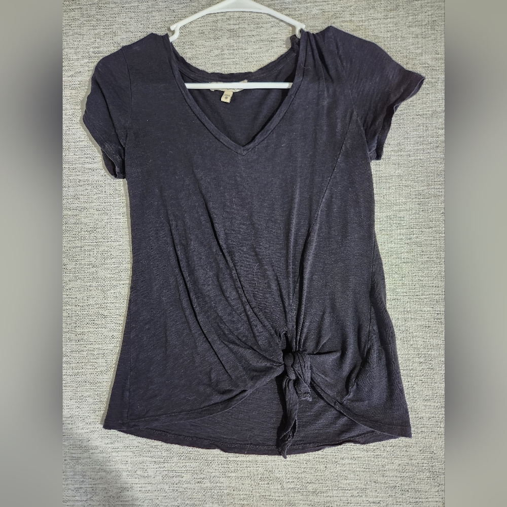 Knotted top
